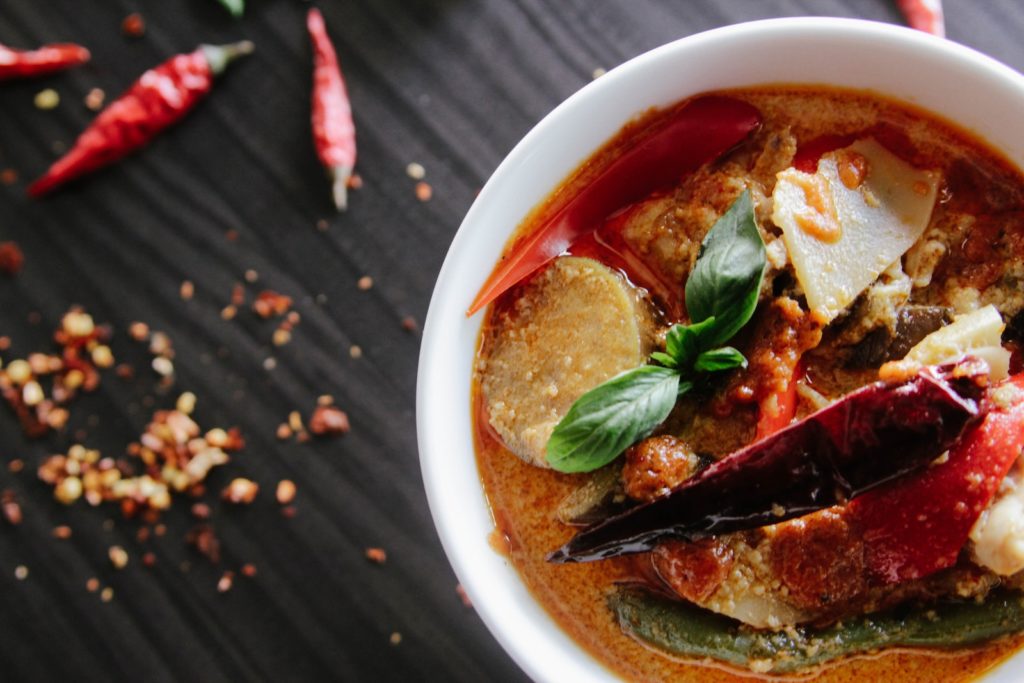 5 Thai flavors in red curry 